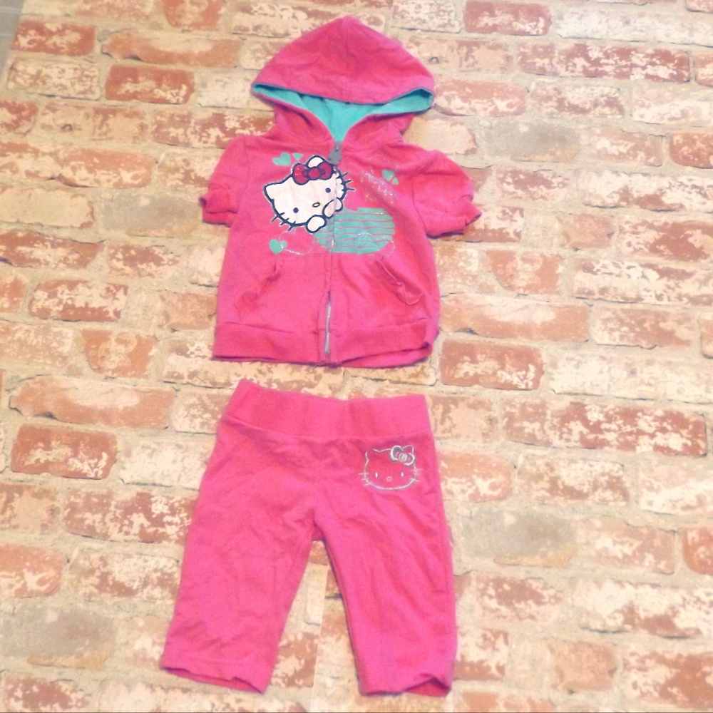 Hello Kitty 2 pc Capri set